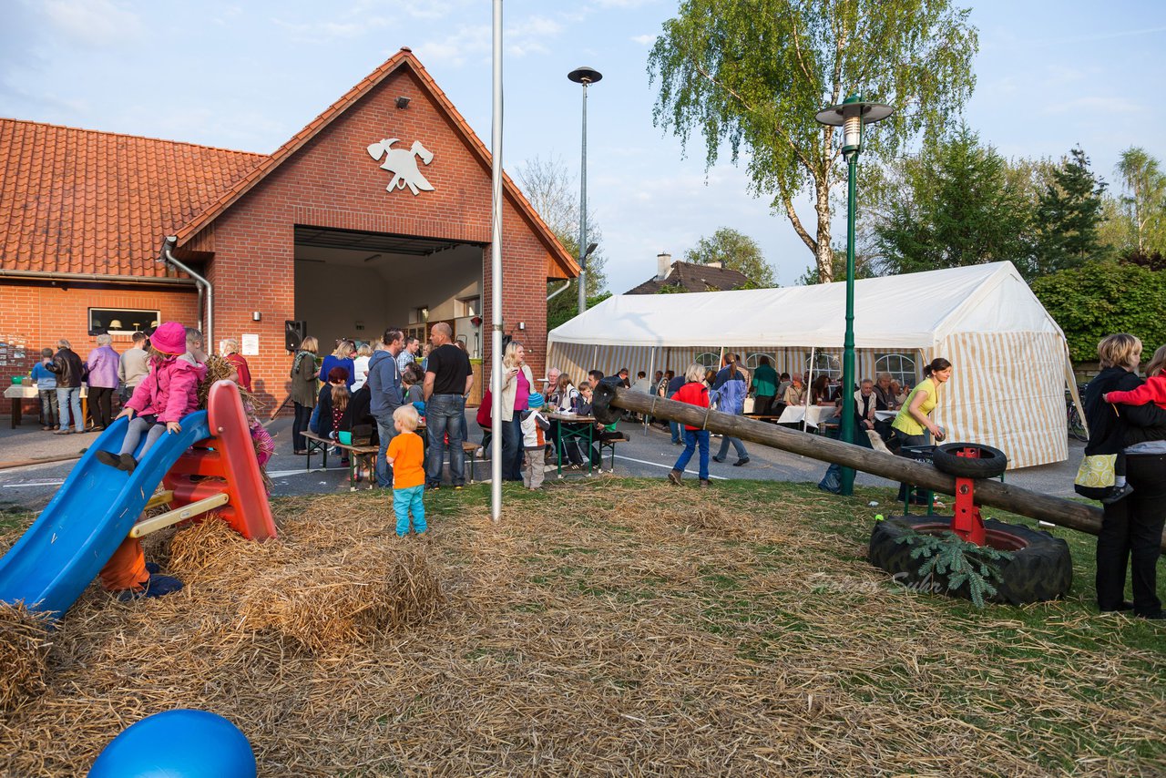 Bild 120 - Wiemersdorfer Maibaum